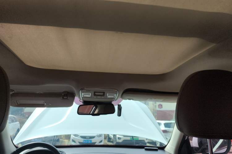 Used Geely Auto Emgrand X7 Sport 2016 1.8TD Automatic ZhiZun Version
