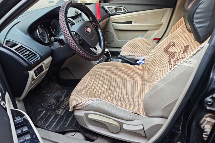 Used Bestune B50 2013 1.6L automatic luxury version