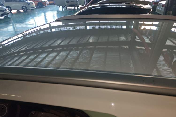 Used Wuling Hongguang MINIEV 2024 3rd Generation 215km Advanced Version Roof