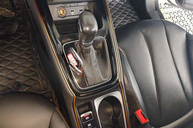 Used Roewe i5 2019 1.5L Automatic 4G Connected Langhao Edition