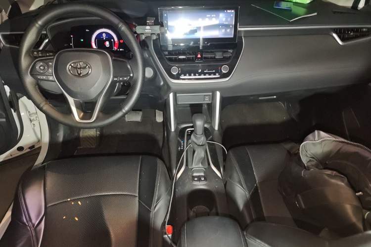 Used Toyota FRONTLANDER 2023 2.0L CVT Elite Edition
