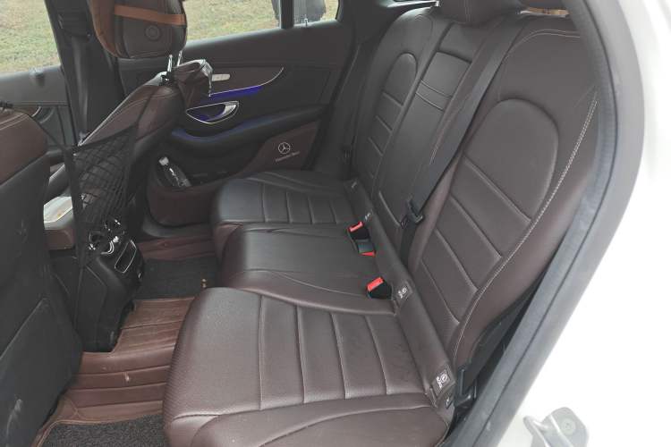 Used Mercedes-Benz GLC 2020 GLC 260 L 4MATIC Luxury Model Interior 4