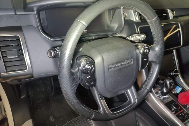 Used Land Rover Range Rover Sport 2014 3.0 SC V6 HSE DYNAMIC