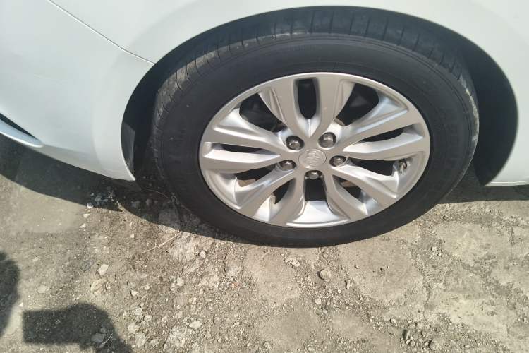 Used Buick GT 2019 15T Dual-Clutch Connected Elite Model China VI Left Front Wheel Hub