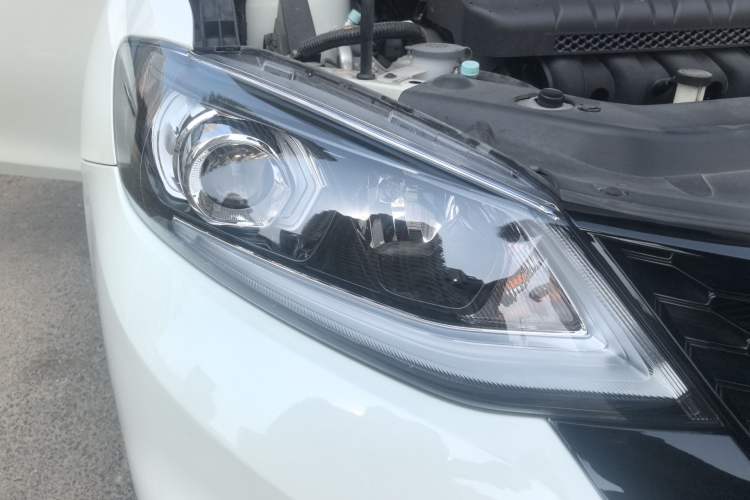 Used Nissan Tiida 2021 1.6L CVT Smart Drive Edition Right Front Headlight