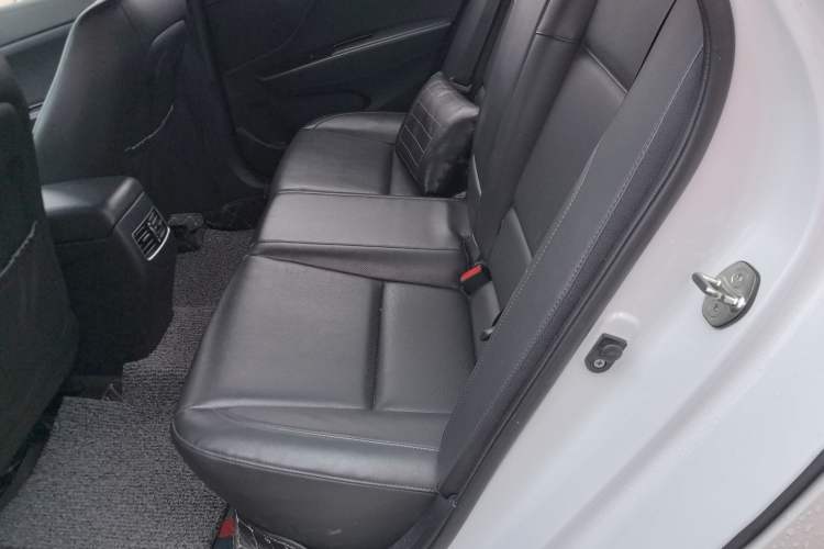 Used Hyundai Mistra 2014 1.8L Automatic Smart GLS
