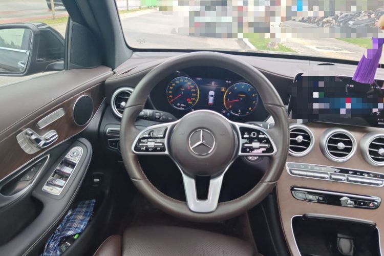 Used Mercedes-Benz GLC 2020 Facelift GLC 300 L 4MATIC Dynamic Edition Steering Wheel