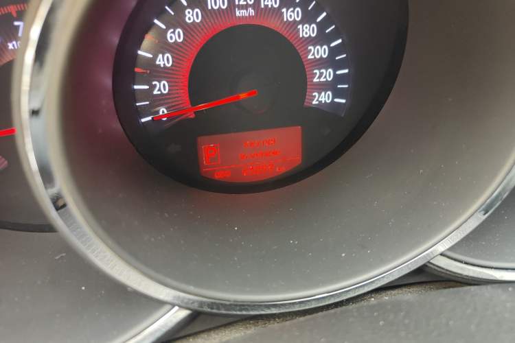 Used Kia Sorento 2012 2.4L Gasoline Luxury Edition
