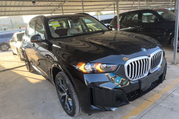 Used BMW X5 2025 Model, xDrive 30Li Prestige M Sport Night Package