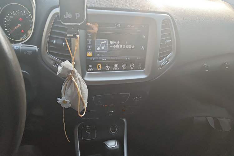 Used Jeep Compass 2017 200T Automatic Family Edition