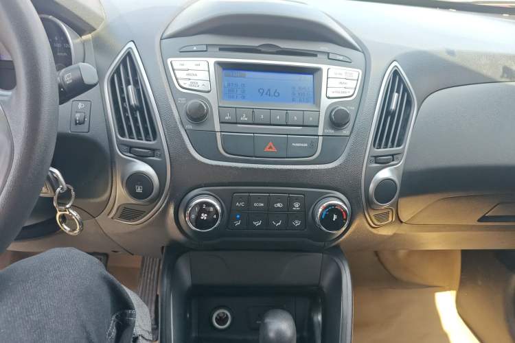 Used Hyundai ix35 2013 2.0L Automatic 2WD Comfort GL China IV Standard
