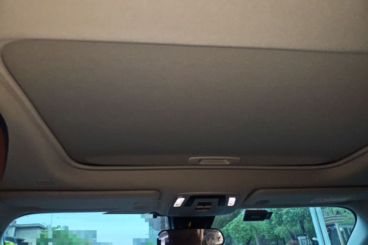 Used Toyota SIENNA 2023 2.5L Hybrid Comfort Edition Headliner