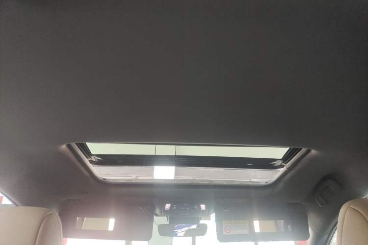 Used Toyota Granvia 2023 2.5L Hybrid Prestige PLUS Edition Headliner