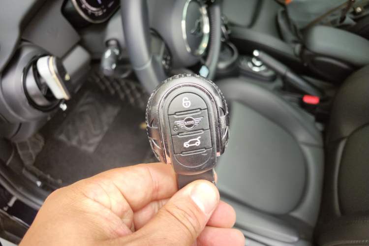 Used MINI 2023 1.5T COOPER Midnight Escape Special Edition
