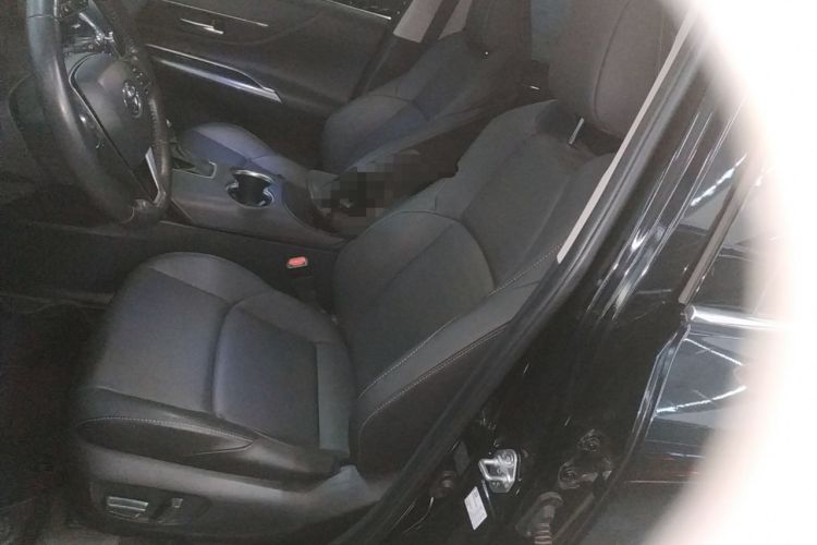 Used Toyota Venza 2023 2.0L CVT Two-Wheel Drive Luxury Edition
