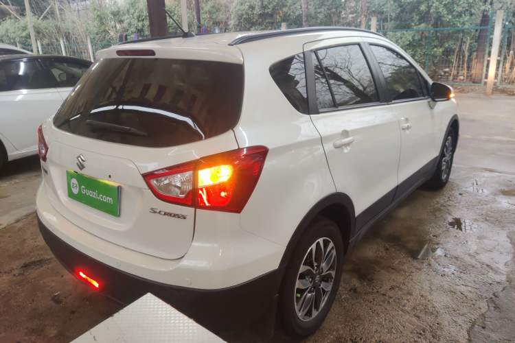 Used Suzuki Vitara S-Cross 2017 1.6L CVT Two-Wheel Drive Urban Fashion Model