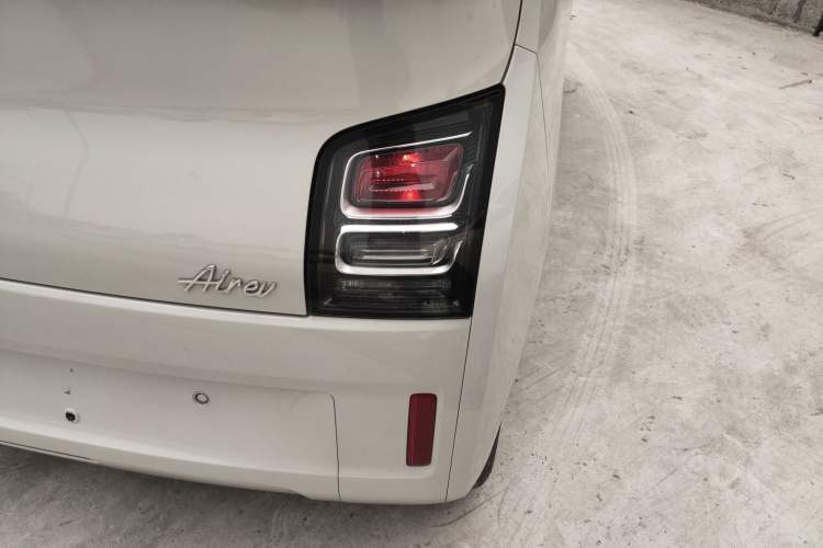 Used Wuling Air ev 2023 - Four Seats - Standard Edition