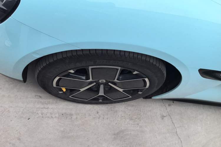 Used Xiaomi Auto SU7 2024 Rear-Drive Ultra-Long Range Advanced Pro-Level Intelligent Driving Version Exterior 4