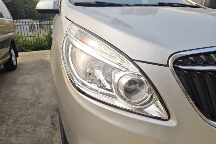 Used Buick GL8 2018 28T Luxury Model China VI Standard