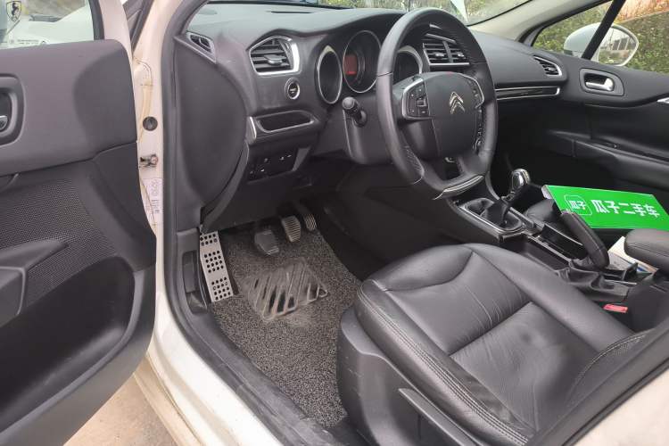 Used Citroen C4L 2013 1.8L Manual Jingzhi Edition Driver Seat