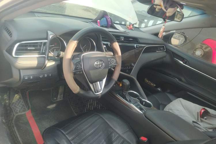 Used Toyota Camry 2019 Revised Version 2.5G Luxury Edition Center Console