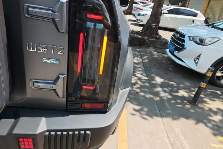 Used JETOUR Traveler C-DM 2024 C-DM 206KM Four-Wheel Drive Wilderness Edition Exterior 6