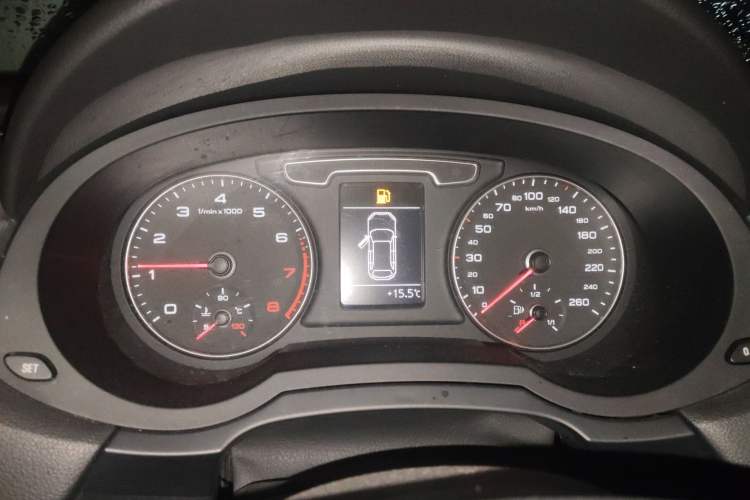 Used Audi Q3 2013 35 TFSI Ambition Edition Instrument Cluster