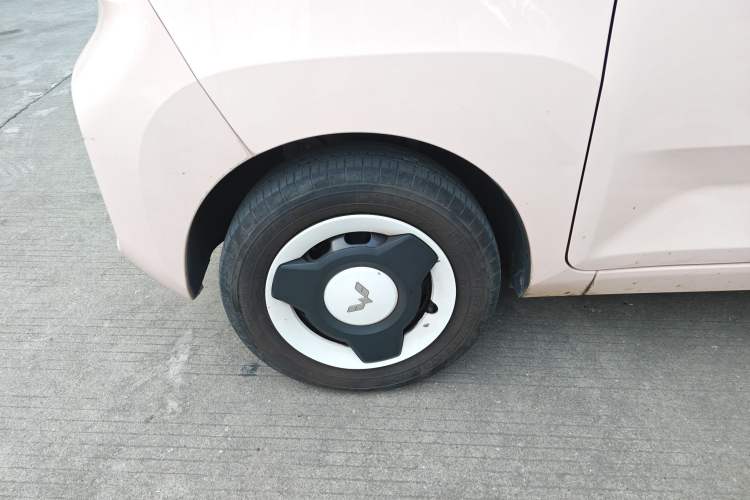 Used Wuling Hongguang MINIEV 2021 Macaron Fashion Model Lithium Iron Phosphate
