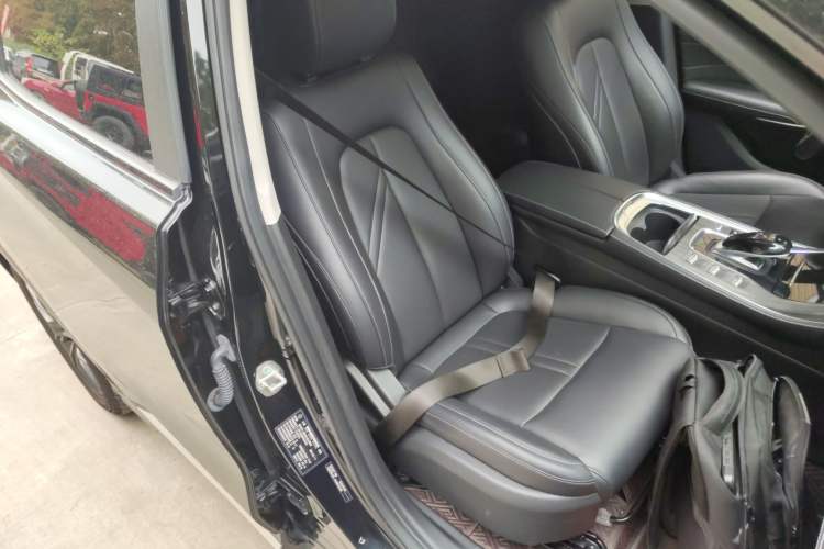 Used Landian E5 2023 1.5L DE-i 100KM Comfort Edition 7-Seater