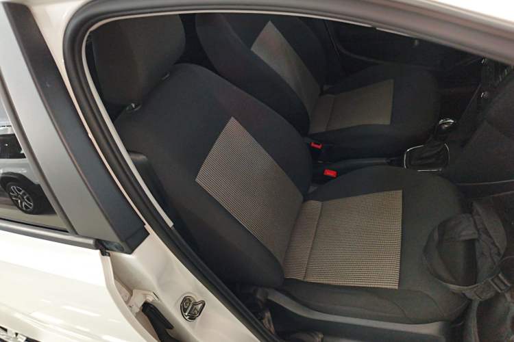 Used Volkswagen Polo 2016 1.4L Automatic Trendy Model
