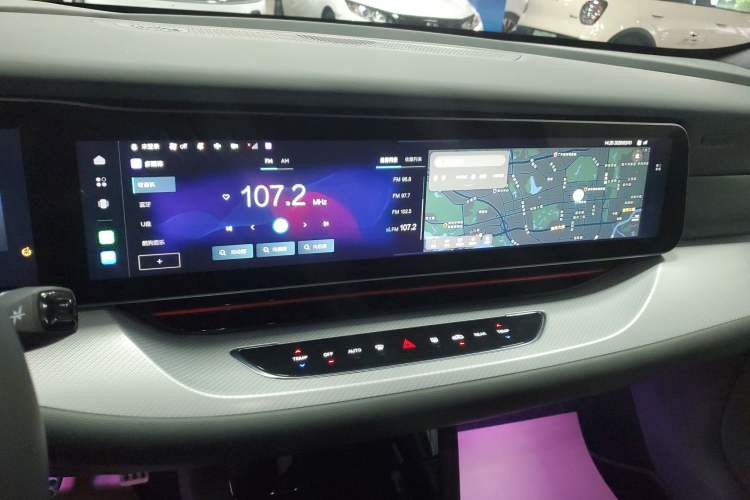 Used ARCFOX Alpha S 2022 HI Edition Advanced Version Audio And AC Panel