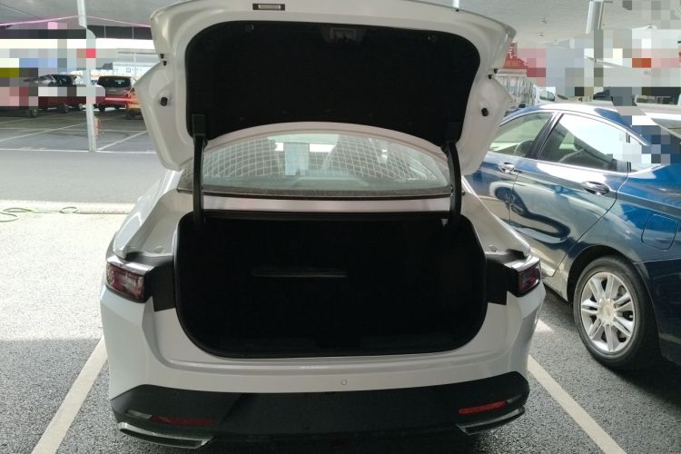 Used CHANGAN Eado PHEV 2025 Smart New Blue Whale 145KM Battleship Edition
