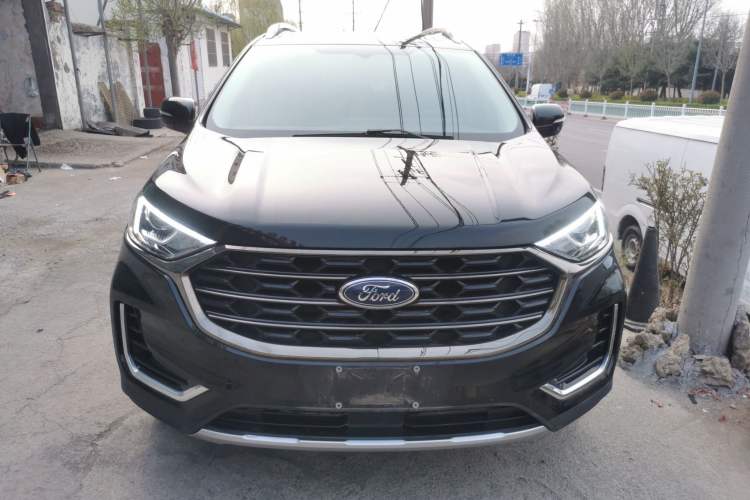 Used Ford Edge 2022 PLUS EcoBoost 245 Four-Wheel Drive Platinum Edition 7-Seater