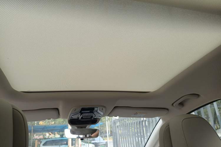 Used Geely Auto Jiajie 2019 1.5TD MHEV DCT Luxury Edition Headliner