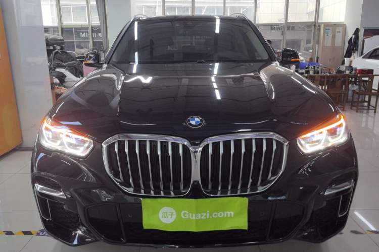 Used BMW X5 2022 Restyled xDrive 30Li Luxury Version M Sport Package
