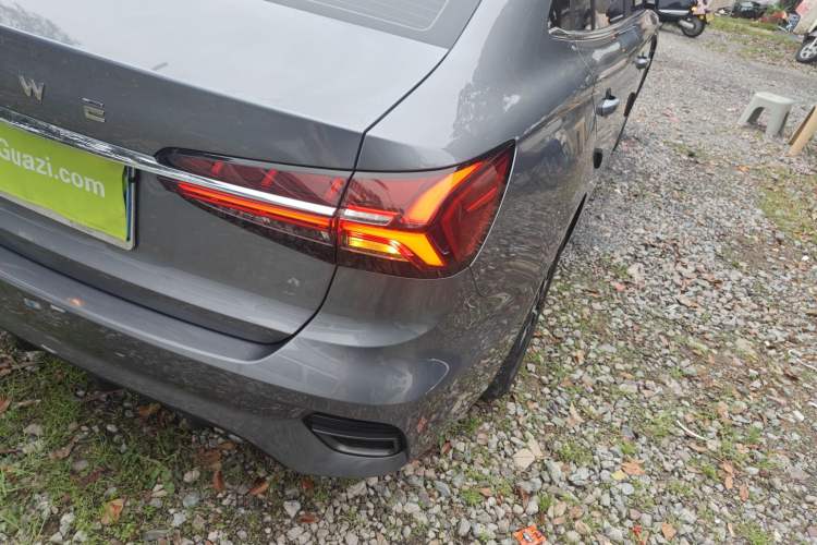 Used Roewe i5 2021 1.5L Manual Diamond Edition Right Rear Taillight