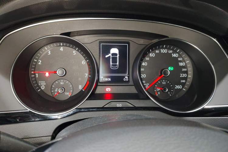 Used Volkswagen Magotan 2019 330TSI DSG Luxury Version China VI Standard Instrument Cluster