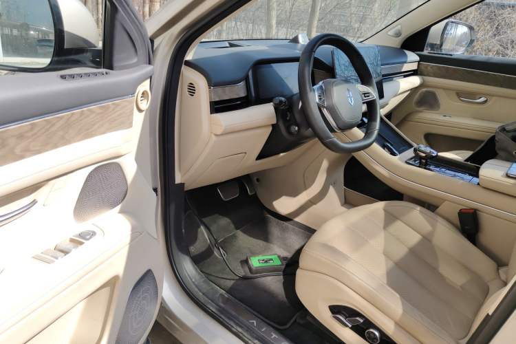 Used Hima AITO M7 2022 1.5T Four-Wheel Drive Luxury Edition Driver Seat