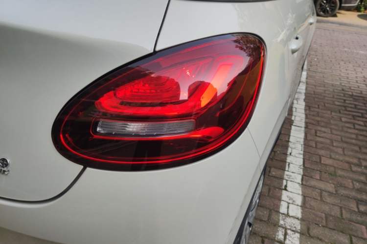 Used Wuling Bingo 2023 333 km Fast-Share Version Right Rear Taillight
