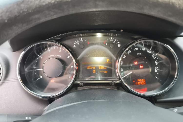 Used Peugeot 3008 2016 2.0L Automatic Classic Edition Instrument Cluster