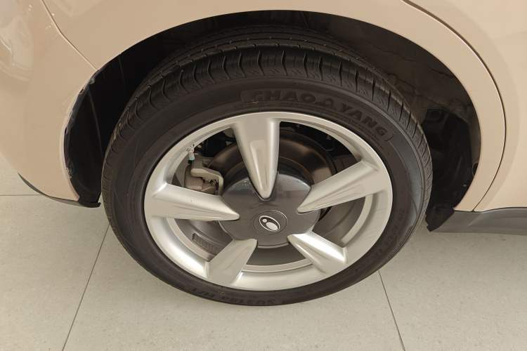 Used ORA Good Cat 2023 401 km Standard Range Luxury Version Lithium Iron Phosphate