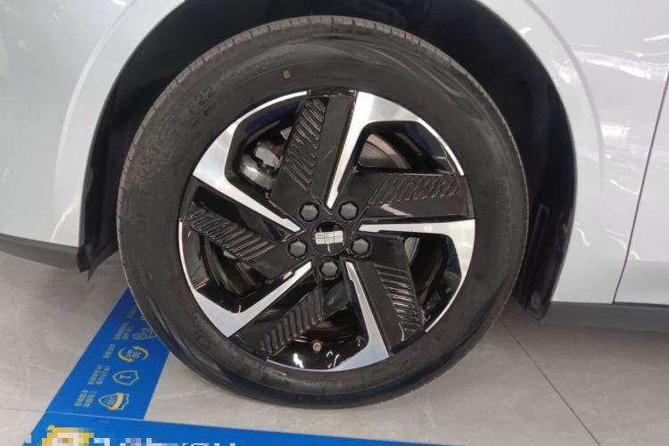 Used Geely Galaxy L6 2025 EM-i 140km Starship Edition Left Front Wheel Hub