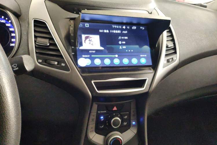 Used Hyundai Elantra (5th Generation / Langdong) 2016 1.6L Automatic Smart Version
