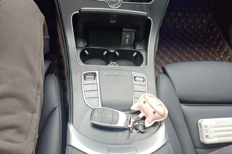 Used Mercedes-Benz C-Class 2021 C 260 L Sport Edition Star Collection Gear Lever