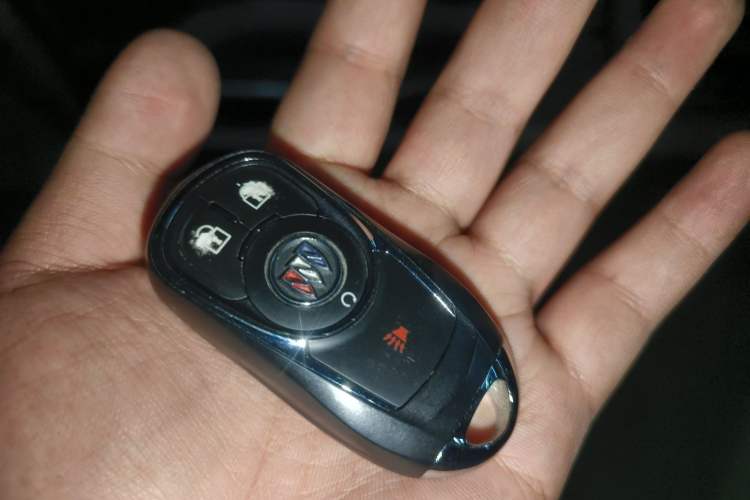 Used Buick GL8 2018 ES 28T Comfort Model China VI Standard