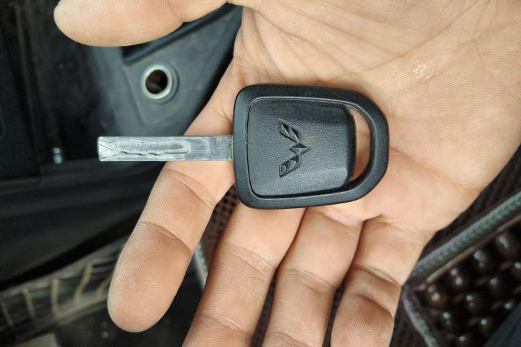 Used Wuling Zhengcheng 2022 2.0L Manual Entrepreneurial Version Vehicle Key