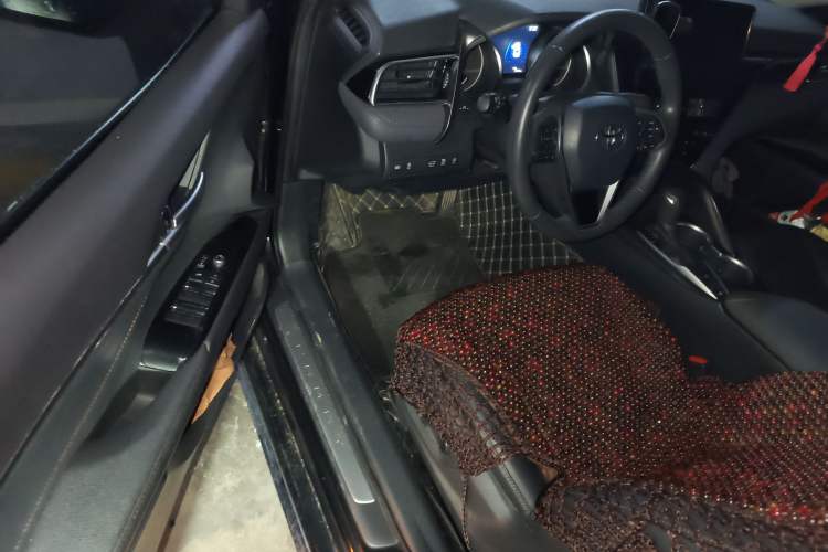 Used Toyota Camry 2023 2.0G Luxury Edition