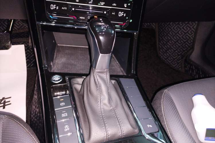 Used Volkswagen Passat 2024 380TSI Starry Dragon Edition
