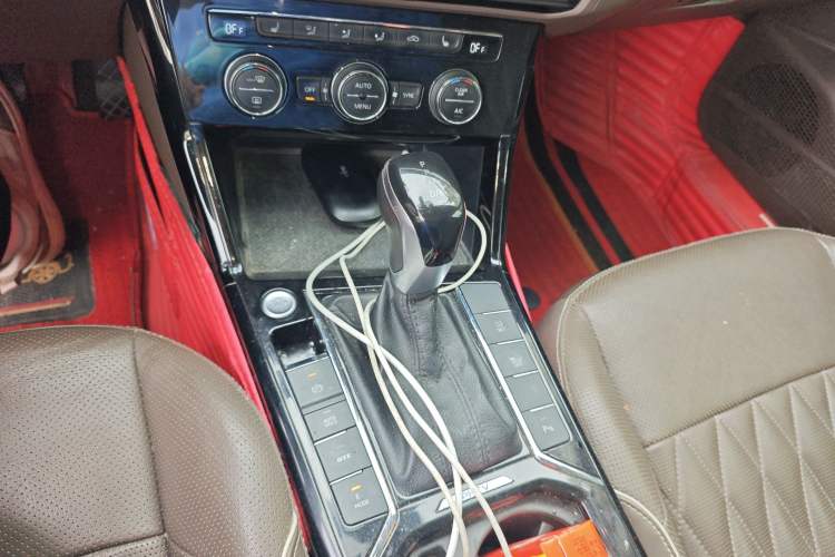 Used Volkswagen Passat New Energy 2019 430 PHEV Hybrid Luxury Edition Gear Lever