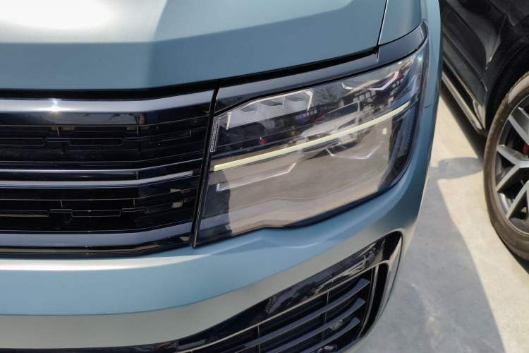 Used Volkswagen Teramont X 2023 530 V6 Four-Wheel Drive Qingyun Limited Edition Left Front Headlight